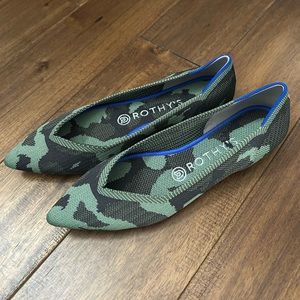 Rothy’s Olive Camo Points pointed toe size 8